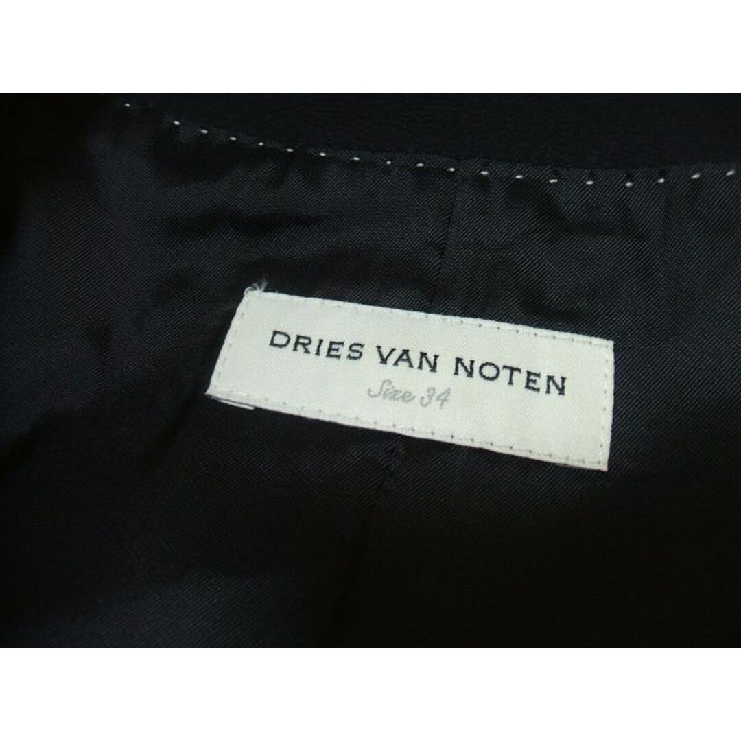 DRIES VAN NOTEN(ドリスヴァンノッテン)のDRIES VAN NOTEN レーヨン 肩パッド付 テーラードジャケット ネイビー レディース ドリスヴァンノッテン【中古】2-0503M▲ レディースのジャケット/アウター(テーラードジャケット)の商品写真