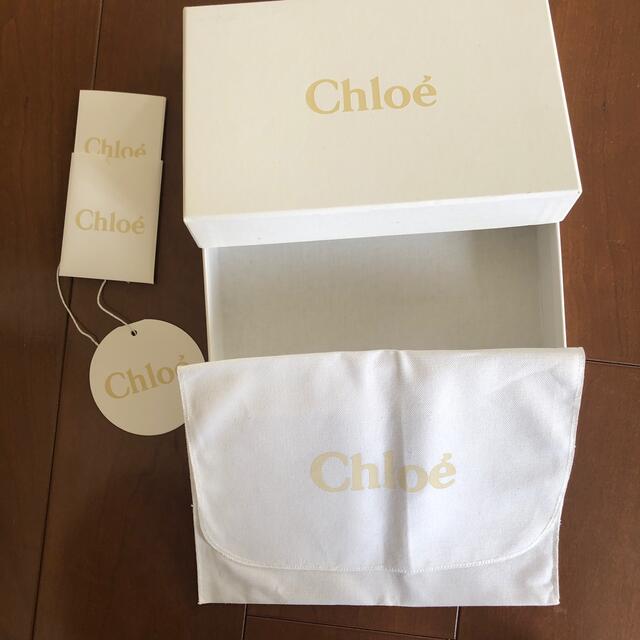 Chloe(クロエ)のchloe クロエ空箱 レディースのバッグ(ショップ袋)の商品写真