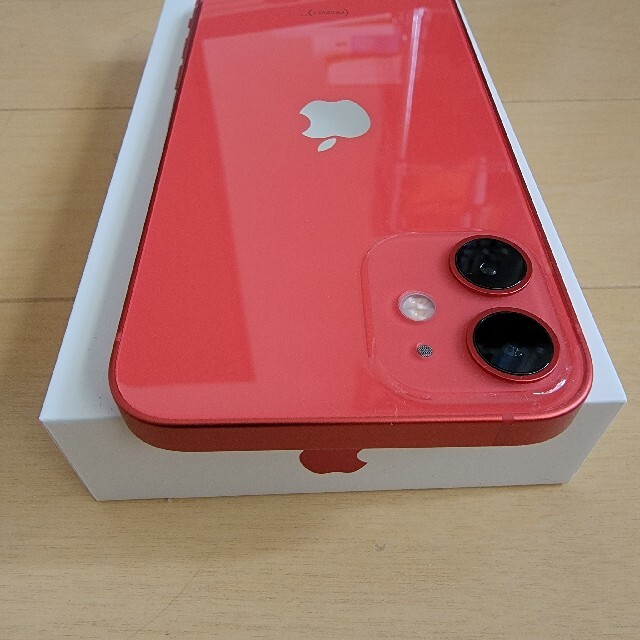 iPhone(アイフォーン)のiPhone 12 mini 64GB レッド スマホ/家電/カメラのスマートフォン/携帯電話(スマートフォン本体)の商品写真