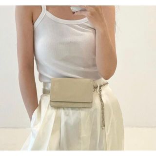 エディットフォールル(EDIT.FOR LULU)のthe virgins enameled waist chain bag(ショルダーバッグ)