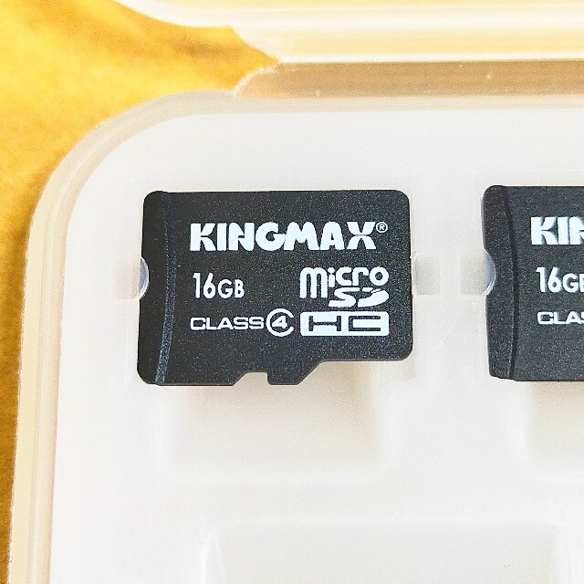 【6枚セット】microSDHCカード16GB（変換アダプタ 4枚付き） スマホ/家電/カメラのPC/タブレット(PC周辺機器)の商品写真