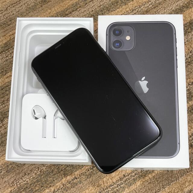 iPhone(アイフォーン)のiPhone11 64GB ブラック SIMフリー スマホ/家電/カメラのスマートフォン/携帯電話(スマートフォン本体)の商品写真