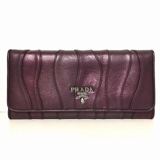 PRADA(パープル/紫色系)のフリマアイテム一覧 PRADA(パープル/紫色系)のフリマアイテム一覧