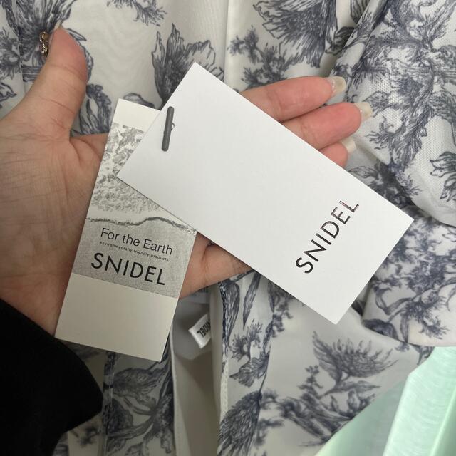 SNIDEL(スナイデル)の【最終価格】SNIDEL Sustainableオーガンシースルーブラウス レディースのトップス(シャツ/ブラウス(半袖/袖なし))の商品写真