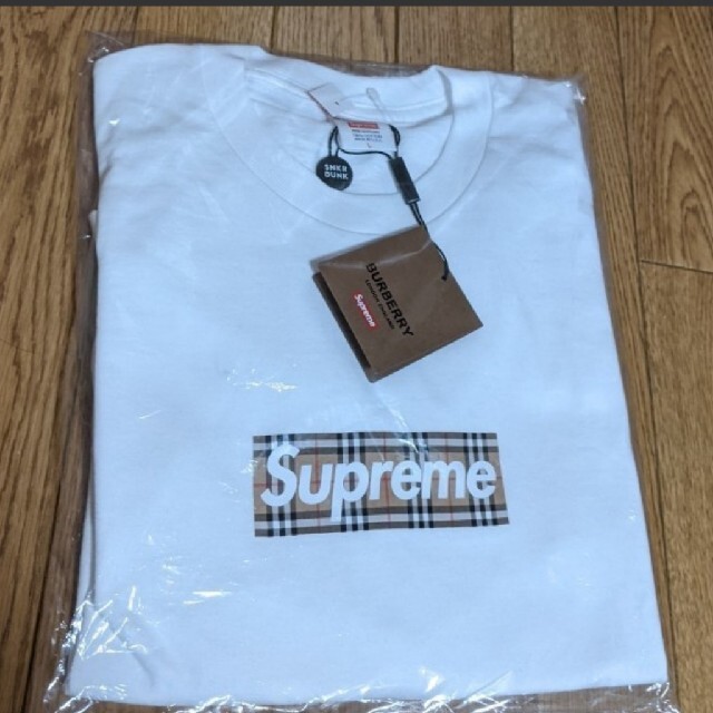 名入れ無料】 Supreme - Tシャツ Logo Box Burberry タグ付き未着用