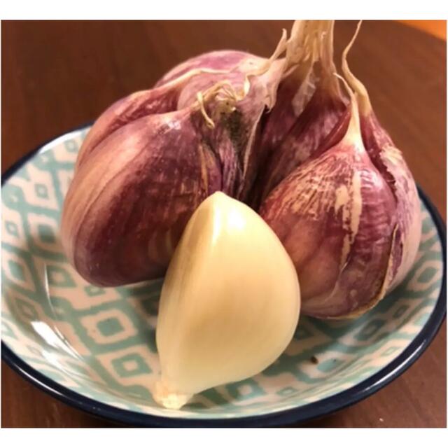 生ニンニク 無農薬 約1キロ 愛媛県産 食品/飲料/酒の食品(野菜)の商品写真