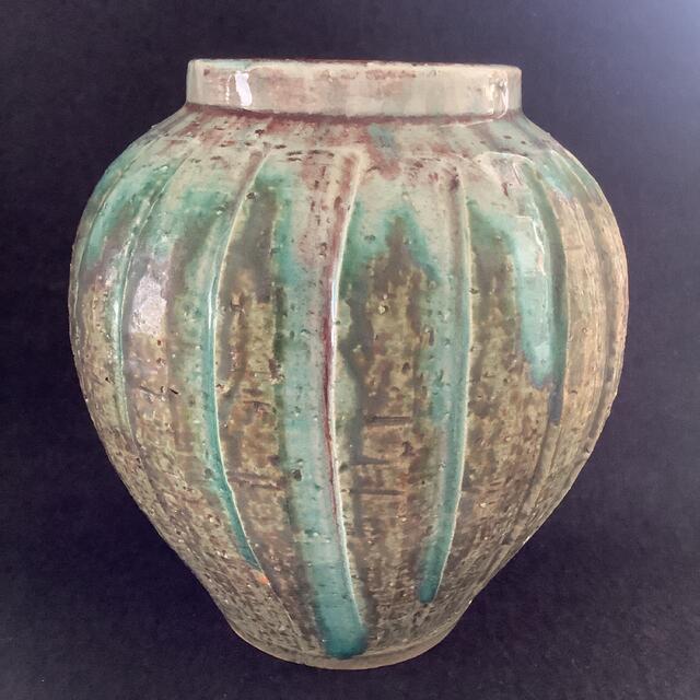 花瓶　花器　陶器　グリーン　緑 インテリア/住まい/日用品のインテリア小物(花瓶)の商品写真