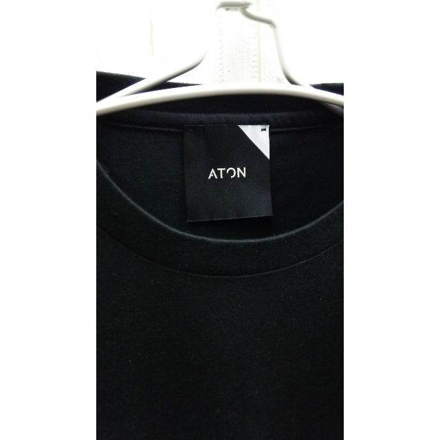 ATON(エイトン)のATON エイトン 長袖Tシャツ ロンT　クルーネック 黒 レディースのトップス(Tシャツ(長袖/七分))の商品写真