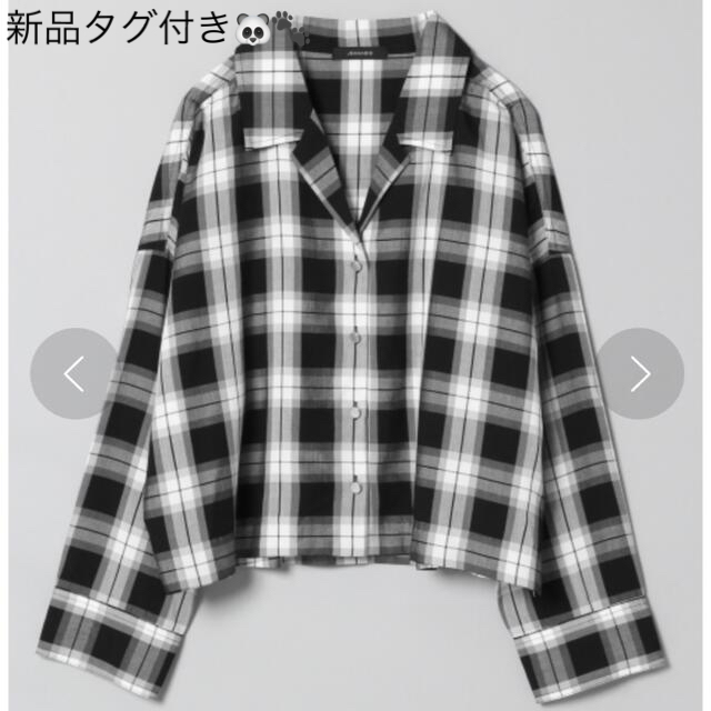 JEANASIS(ジーナシス)のチェックカイキンシャツ　　クロ×シロ　　新品　ジーナシス　　🐼🐾 レディースのトップス(シャツ/ブラウス(半袖/袖なし))の商品写真