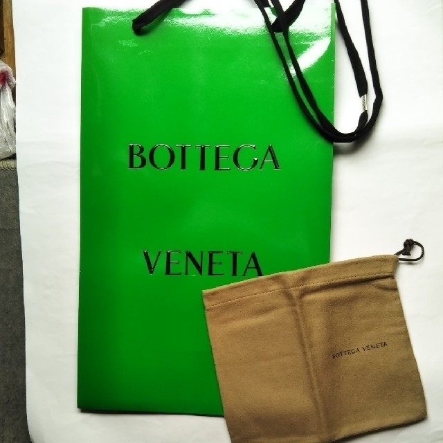 Bottega Veneta(ボッテガヴェネタ)のボッテガヴェネタ　ショップ紙袋と保存袋 レディースのバッグ(ショップ袋)の商品写真