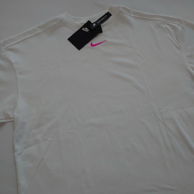 NIKE(ナイキ)のNIKE ナイキ スウッシュ オーバーサイズ Tシャツ チュニック 定5500円 レディースのトップス(Tシャツ(半袖/袖なし))の商品写真