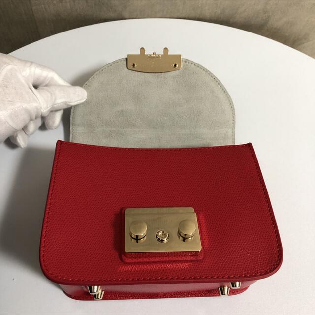 Furla(フルラ)のFURLA フルラショルダーバッグ　メトロポリス　レッド レディースのバッグ(ショルダーバッグ)の商品写真