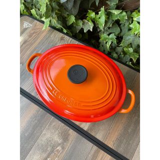 ルクルーゼ(LE CREUSET)の再値下げ！ル・クルーゼ/ココット・オーバル27㎝ オレンジ(鍋/フライパン)