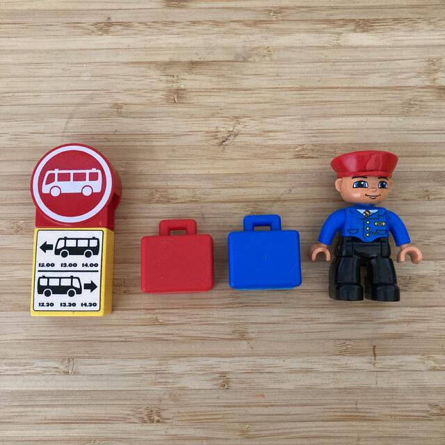 Lego(レゴ)のレゴデュプロ　人形⑨ バスと運転手さん　6点セット キッズ/ベビー/マタニティのおもちゃ(知育玩具)の商品写真
