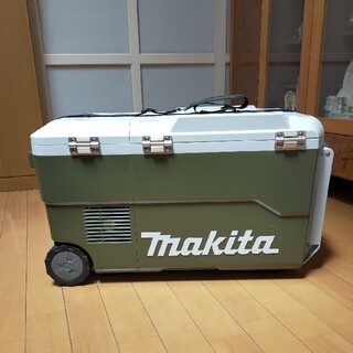 マキタ(Makita)の【ヨシ様 専用】◆マキタ充電式保冷温庫　GW００1GZ(その他)