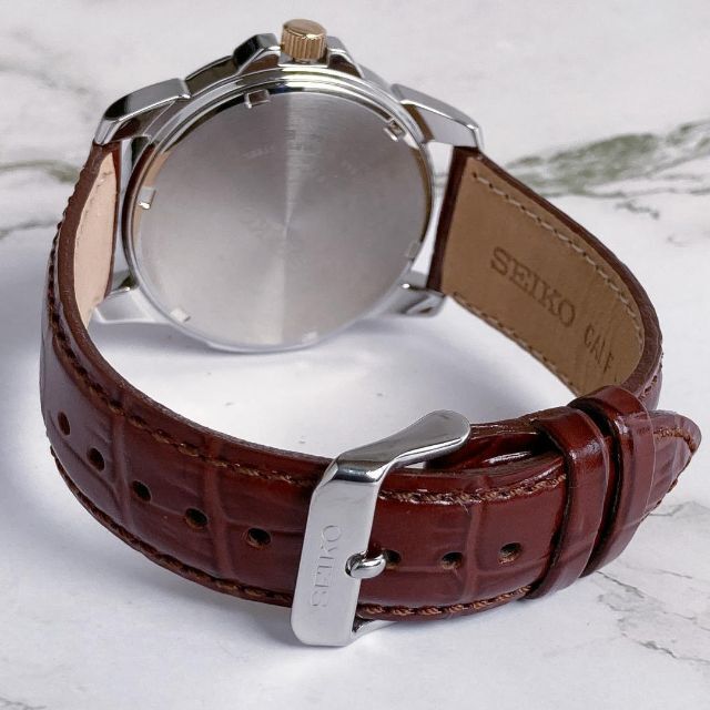 SEIKO(セイコー)の【再入荷】定価2.6万新品★SEIKOソーラー★メンズ腕時計★ブラウンレザー39 メンズの時計(腕時計(アナログ))の商品写真