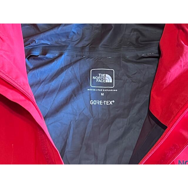 THE NORTH FACE(ザノースフェイス)のノースフェイス　クラウドジャケット　メンズM レッド　NP11712 メンズのジャケット/アウター(ナイロンジャケット)の商品写真