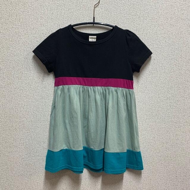 110 Bee des Bee 半袖ワンピース 2着 まとめ売り キッズ/ベビー/マタニティのキッズ服女の子用(90cm~)(ワンピース)の商品写真