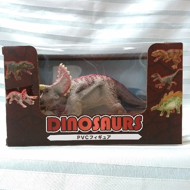 DINOSAURS 恐竜フィギュア“トリケラトプス” エンタメ/ホビーのフィギュア(その他)の商品写真
