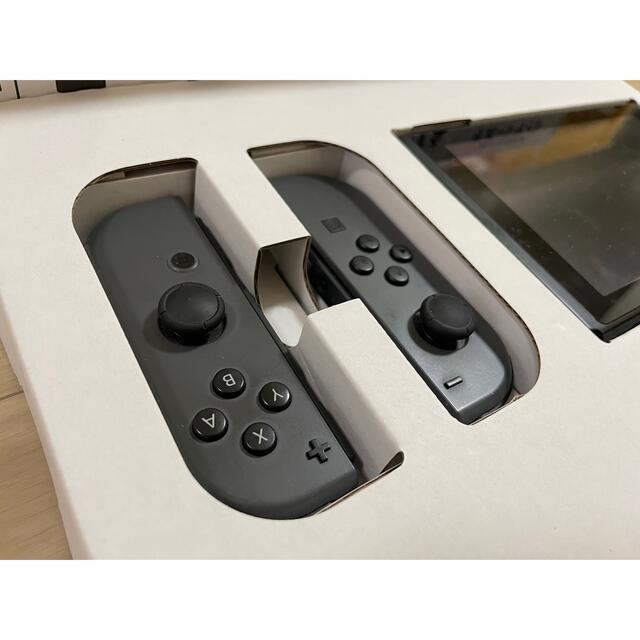 Nintendo Switch JOY-CON グレー 本体  HAC-S-KA エンタメ/ホビーのゲームソフト/ゲーム機本体(家庭用ゲーム機本体)の商品写真