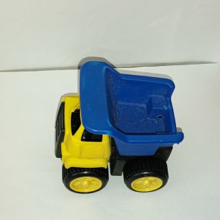 トイザラス(トイザらス)のToys"R"Us★ダンプカー★走る★公園 砂遊び 水遊び 海遊び公園(電車のおもちゃ/車)