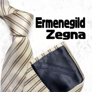 エルメネジルドゼニア(Ermenegildo Zegna)の✨極美品✨エルメネジルドゼニア　ネクタイ　ストライプ柄　ベージュ　肉厚(ネクタイ)