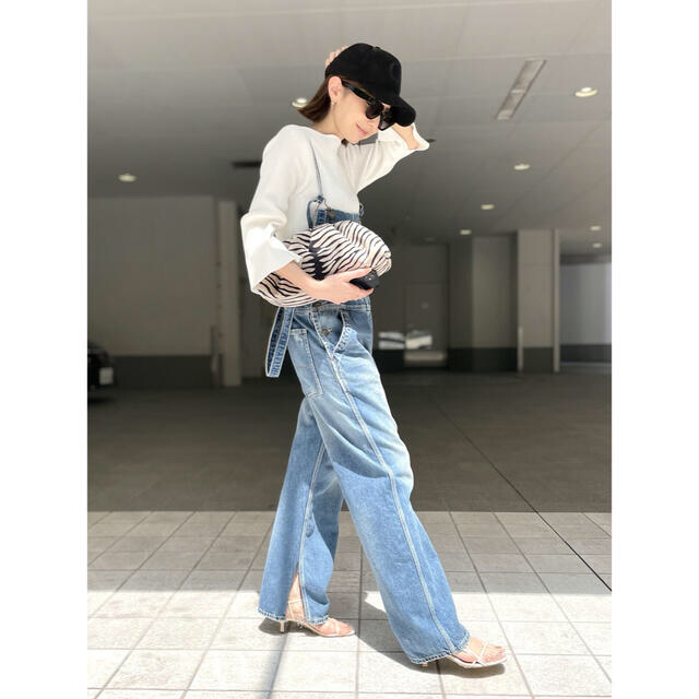 L'Appartement DEUXIEME CLASSE(アパルトモンドゥーズィエムクラス)の【新品未使用】L'Appartement Denim over all 34 レディースのパンツ(サロペット/オーバーオール)の商品写真