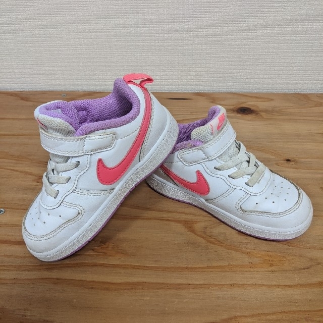 NIKE(ナイキ)のナイキ　14cm　スニーカー　ピンク キッズ/ベビー/マタニティのベビー靴/シューズ(~14cm)(スニーカー)の商品写真