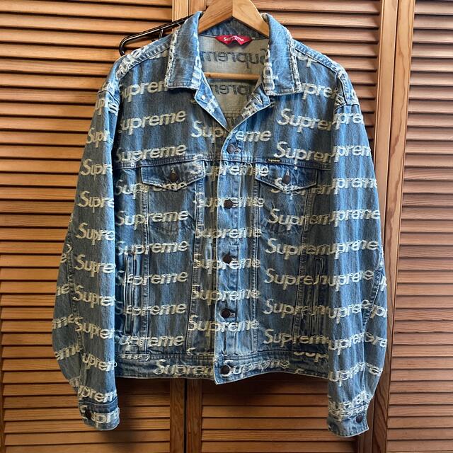 Supreme Frayed Logos Denim Jacket Blue M