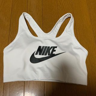 ナイキ(NIKE)のスポーツブラ(トレーニング用品)