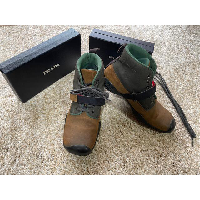 PRADA(プラダ)のPRADA プラダ マウンテンブーツ 送料込 メンズの靴/シューズ(ブーツ)の商品写真