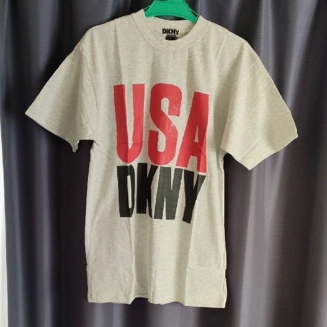 【新品】DKNY ヴィンテージ Tシャツ