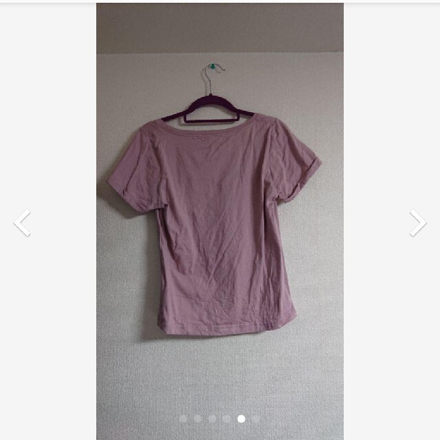 rienda(リエンダ)のrienda　リエンダ　ゴールドプレートロゴT-SH　ピンク レディースのトップス(Tシャツ(半袖/袖なし))の商品写真