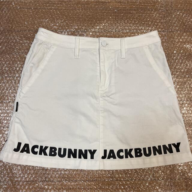 JACK BUNNYゴルフロゴプリントスカート2枚サイズ2新品未使用タグ付あり スポーツ/アウトドアのゴルフ(ウエア)の商品写真