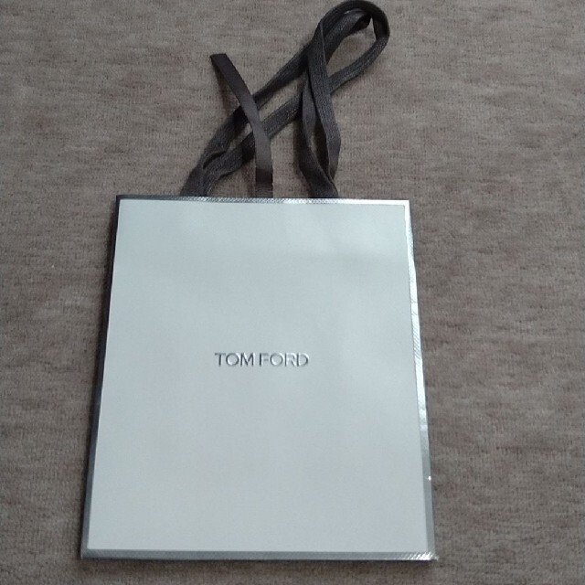 TOM FORD(トムフォード)のトムフォード　ショッパー レディースのバッグ(ショップ袋)の商品写真