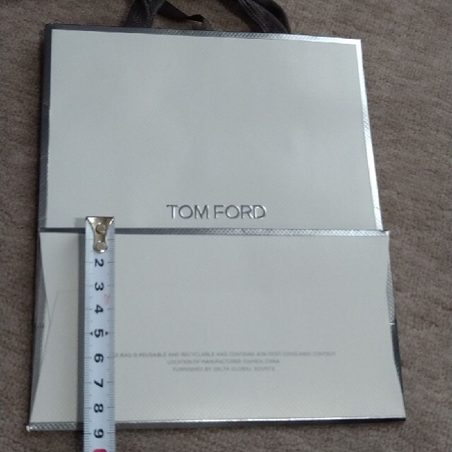 TOM FORD(トムフォード)のトムフォード　ショッパー レディースのバッグ(ショップ袋)の商品写真