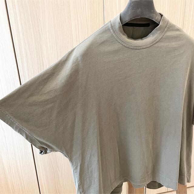 JULIUS(ユリウス)のjulius カットソー カーキ リックオウエンス sacai margiela メンズのトップス(Tシャツ/カットソー(七分/長袖))の商品写真