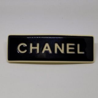 シャネル(CHANEL)のCHANEL ヴィンテージシャネル バレッタ ブラック×ホワイト ロゴ(バレッタ/ヘアクリップ)