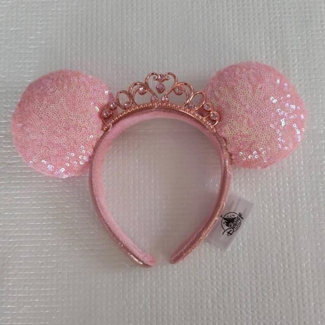 Disney(ディズニー)の海外ディズニー❣️ティアラスパンコール　プリンセスカチューシャ　ピンク レディースのヘアアクセサリー(カチューシャ)の商品写真