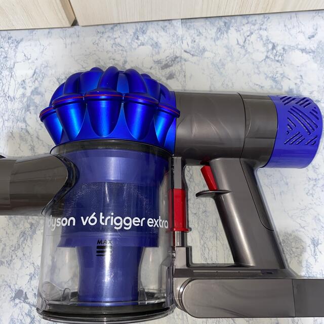 Dyson(ダイソン)の新品バッテリー並みDyson V6WMHセット スマホ/家電/カメラの生活家電(掃除機)の商品写真