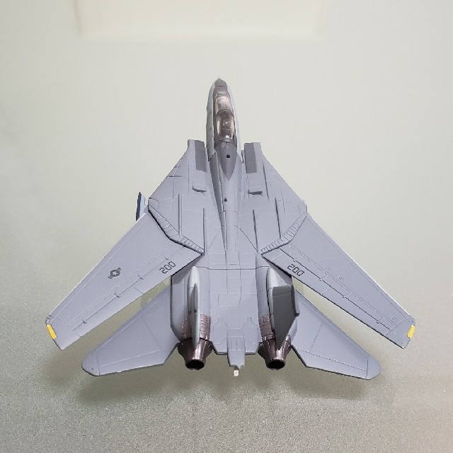 F14トムキャット／戦闘機 エンタメ/ホビーのおもちゃ/ぬいぐるみ(模型/プラモデル)の商品写真