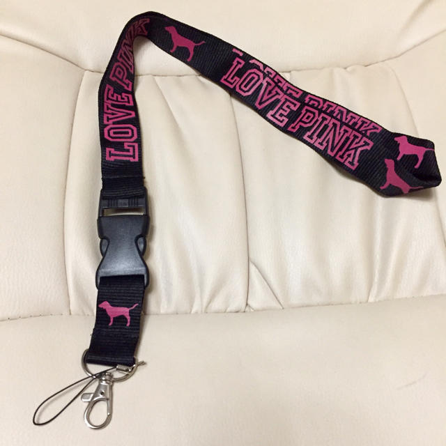 Victoria's Secret(ヴィクトリアズシークレット)の新品未使用 Victoria's secret PINK ネックストラップ 黒 レディースのファッション小物(その他)の商品写真