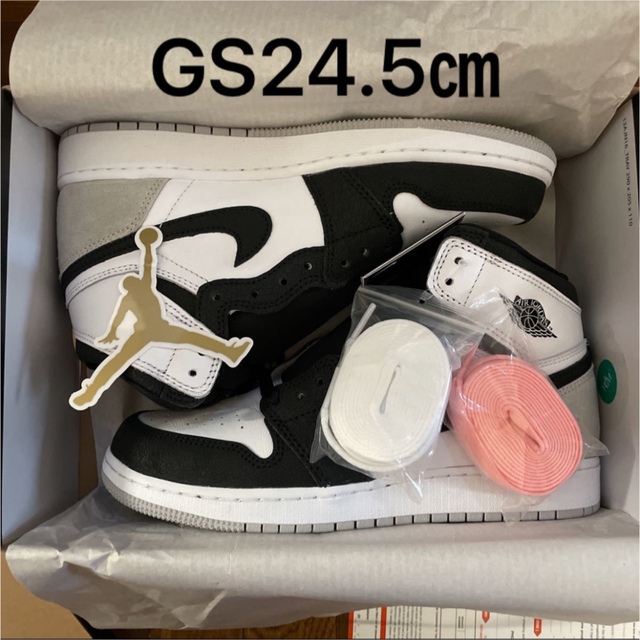 Nike GS Air Jordan 1 High OG ブリーチド　コーラル