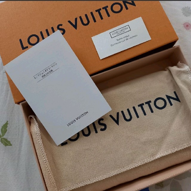 LOUIS VUITTON(ルイヴィトン)のルイヴィトン　大人気！ダミエシリーズ メンズのファッション小物(長財布)の商品写真