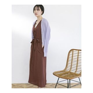 アーバンリサーチラボ(UR Lab.)の【BROWN】『UR TECH Smart Linen Touch』Vネックワンピース(ロングワンピース/マキシワンピース)