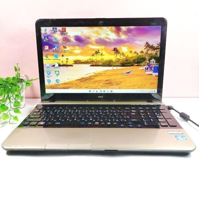 カメラ付き☆core i3新品SSD快適爆速初心者向けノートパソコンすぐ