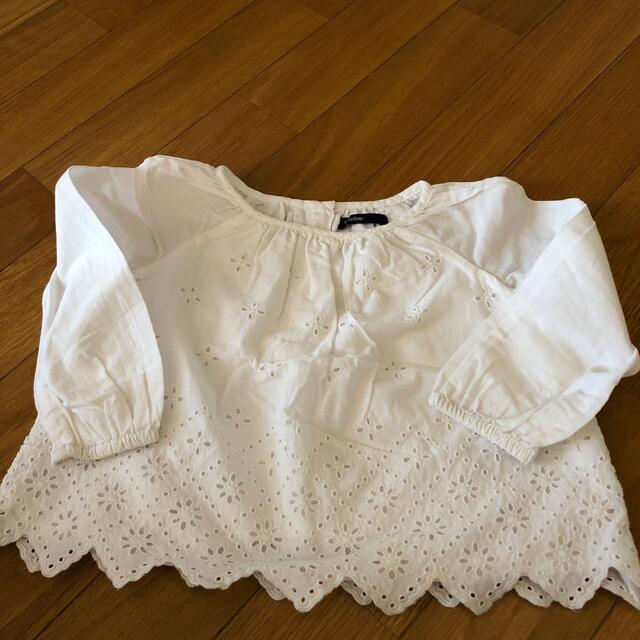 babyGAP(ベビーギャップ)のgapレーストップス長袖 キッズ/ベビー/マタニティのキッズ服女の子用(90cm~)(Tシャツ/カットソー)の商品写真