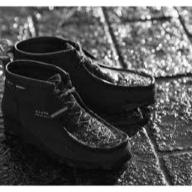 NEIGHBORHOOD(ネイバーフッド)のNEIGHBORHOOD × CLARKS WALLABEE GTX メンズの靴/シューズ(ブーツ)の商品写真