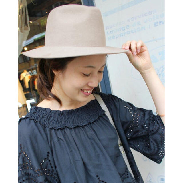 SLOBE IENA(スローブイエナ)の 【新品】slobe IENA SORBATTI LOBG BRIM HAT レディースの帽子(ハット)の商品写真