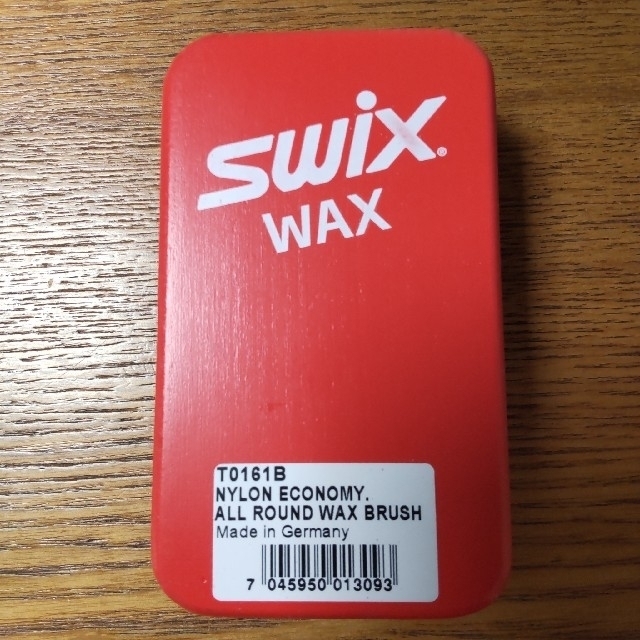 SWIX(スウィックス)のSWIX スキー・スノボ用ナイロンブラシ スポーツ/アウトドアのスキー(その他)の商品写真